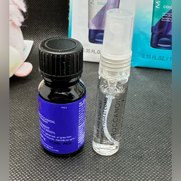 NEW! BUNDLE! Moroccanoil Set - Picture 2 of 2